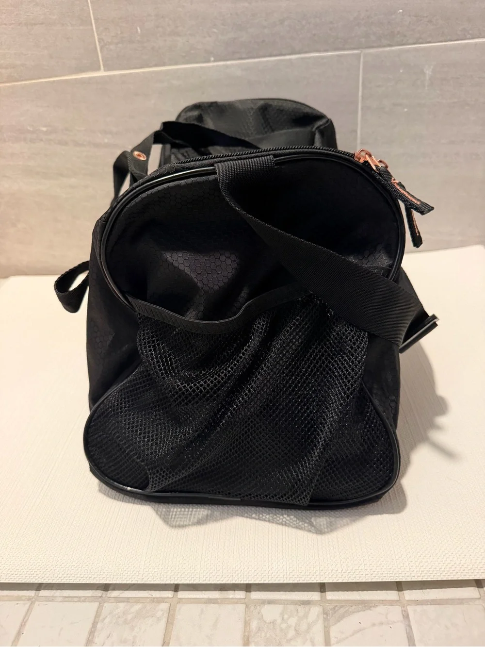 Reebok spacious duffel